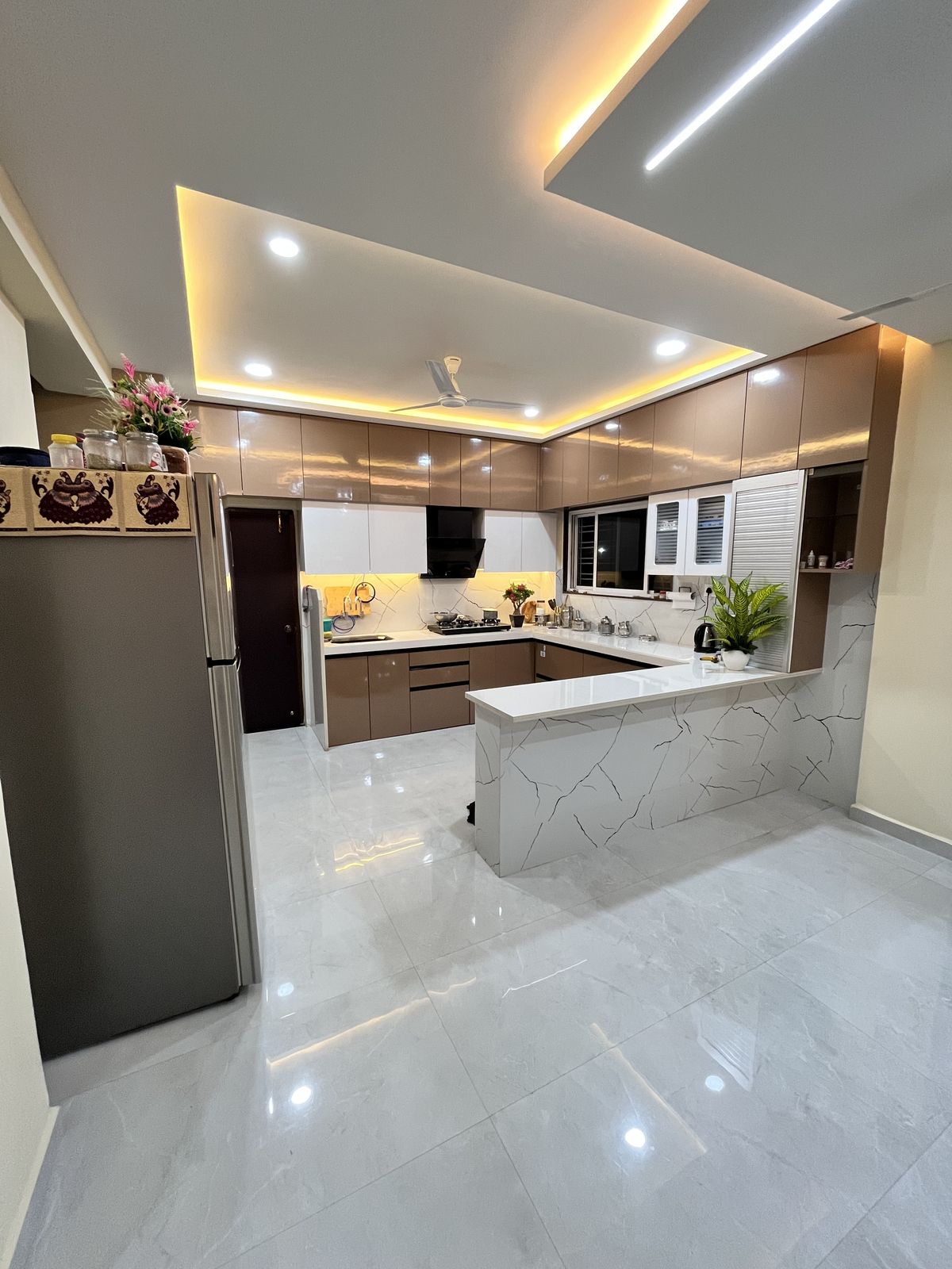 Modern modular kitchen